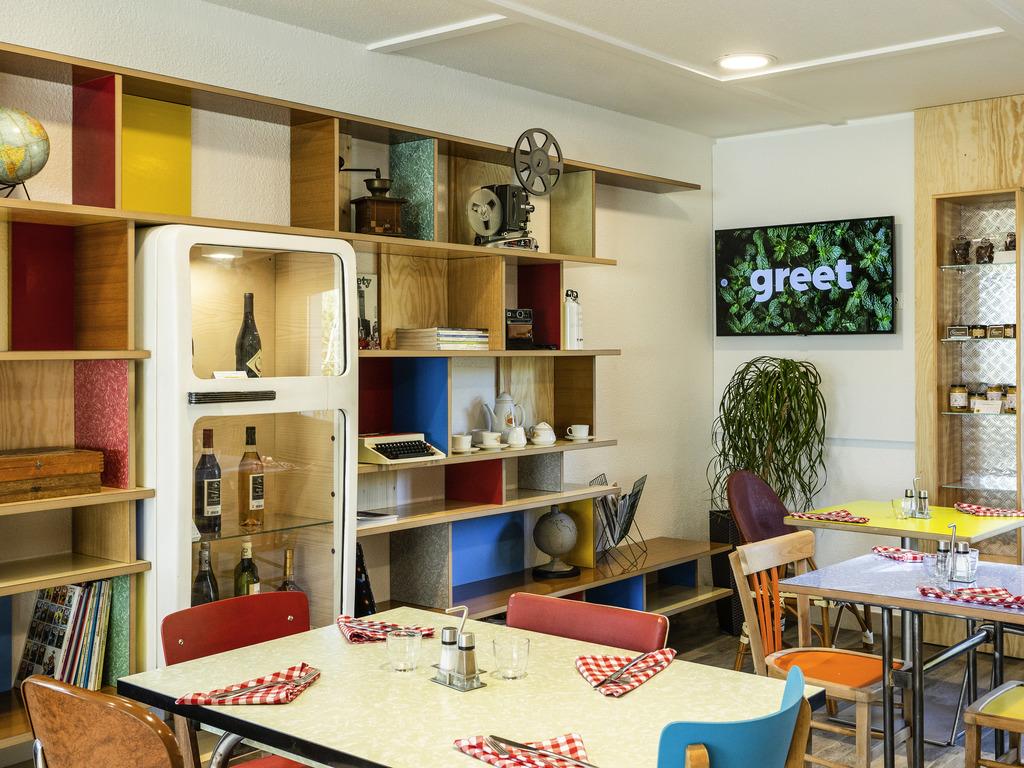 Greet Hotel Angouleme Сен-Ирье-сюр-Шарант Экстерьер фото