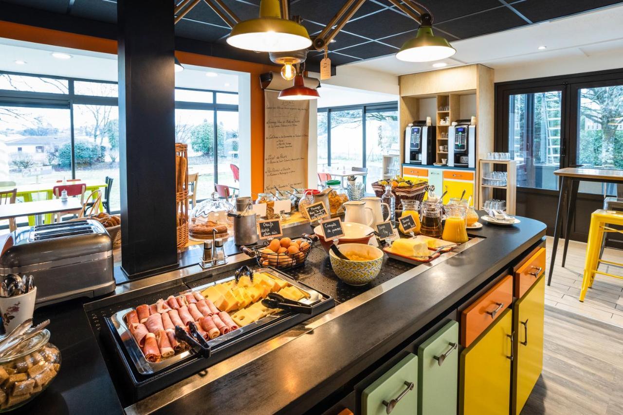 Greet Hotel Angouleme Сен-Ирье-сюр-Шарант Экстерьер фото