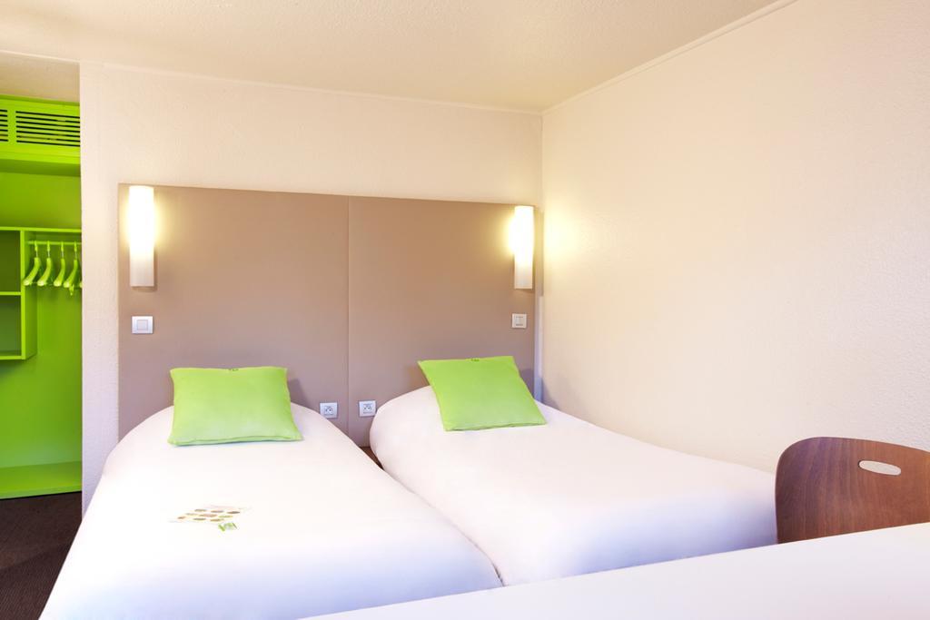 Greet Hotel Angouleme Сен-Ирье-сюр-Шарант Экстерьер фото