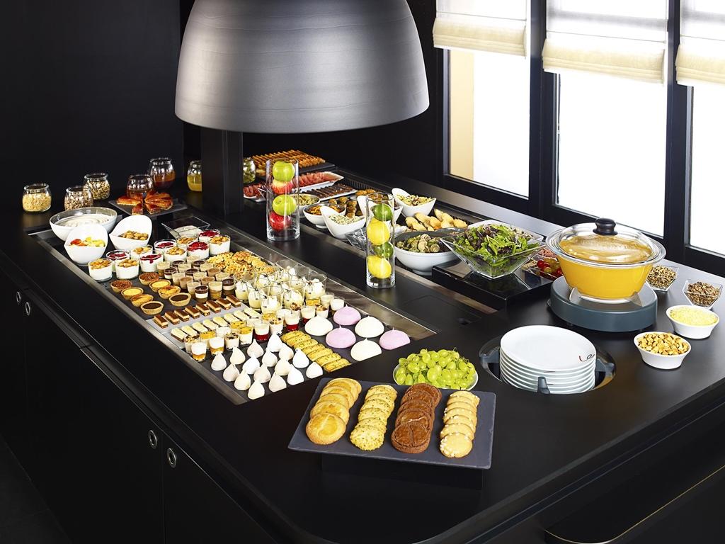 Greet Hotel Angouleme Сен-Ирье-сюр-Шарант Экстерьер фото